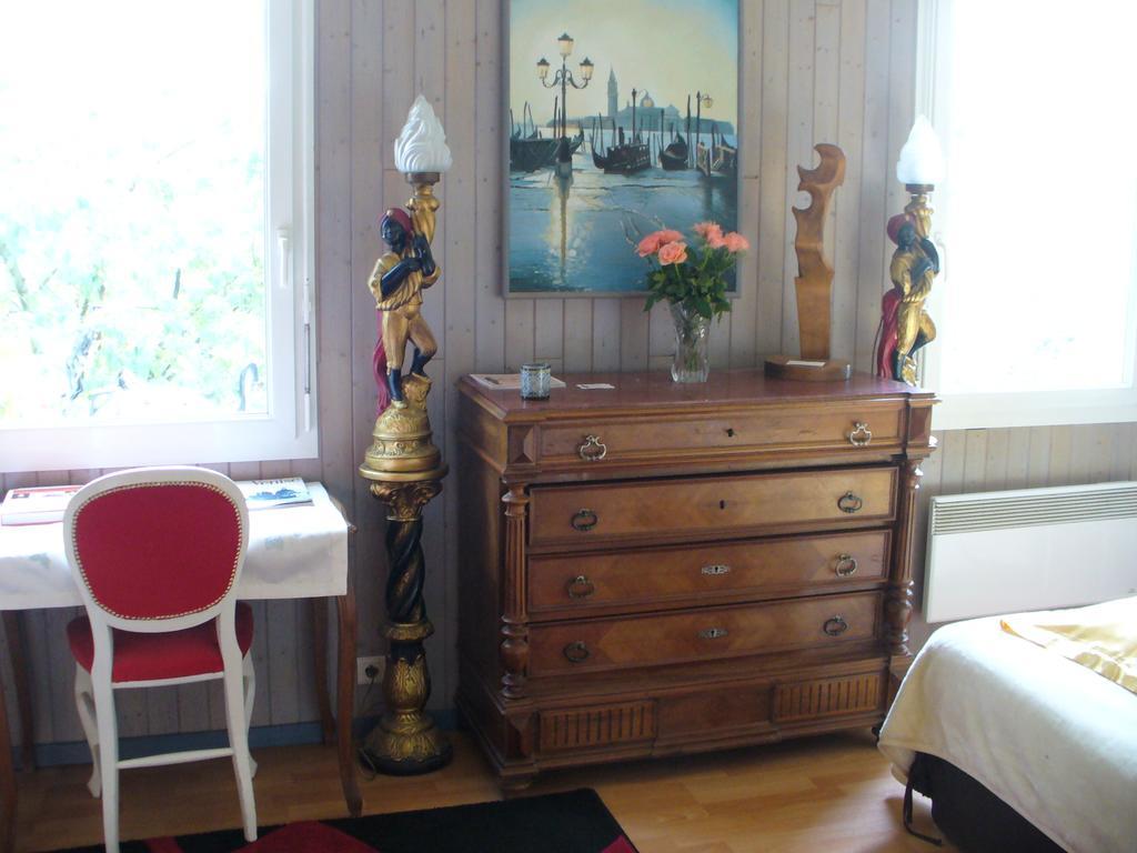 Chambre D'Hotes Dyrslot Saint-Denis-de-Pile Ngoại thất bức ảnh