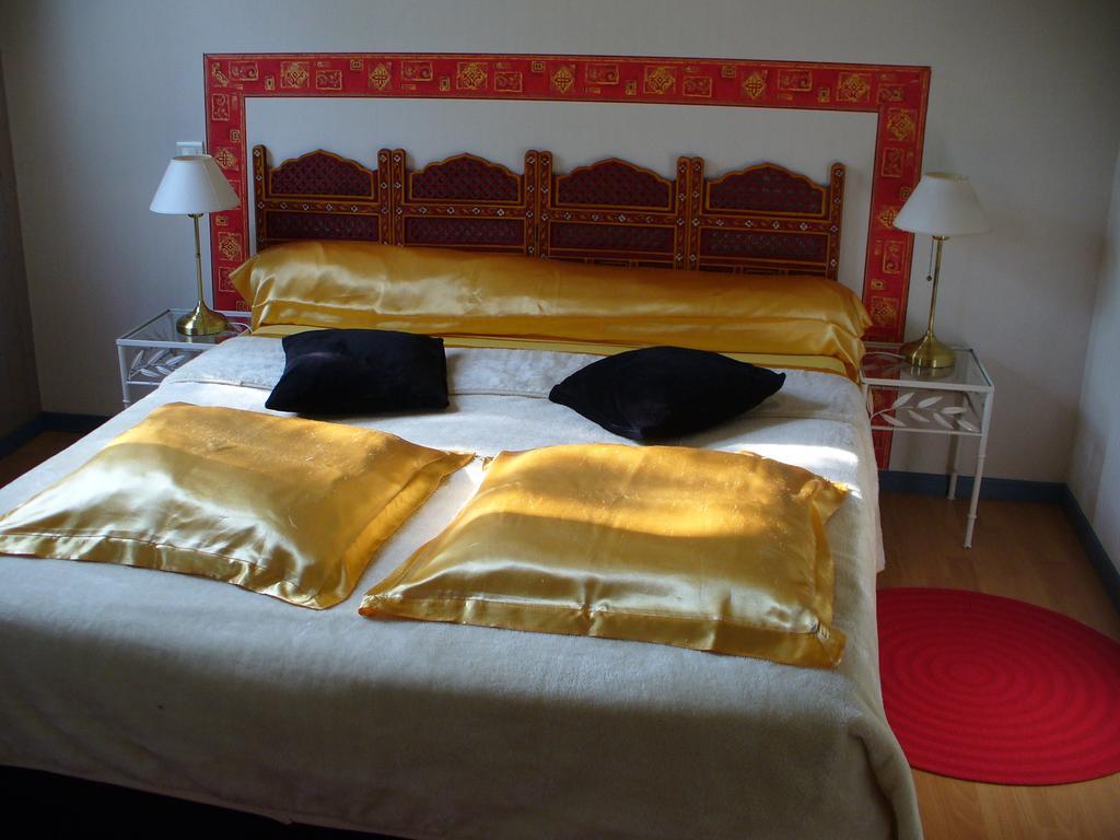 Chambre D'Hotes Dyrslot Bed & Breakfast Saint-Denis-de-Pile Phòng bức ảnh